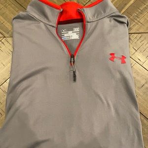 Underarmor quarter zip pull over
